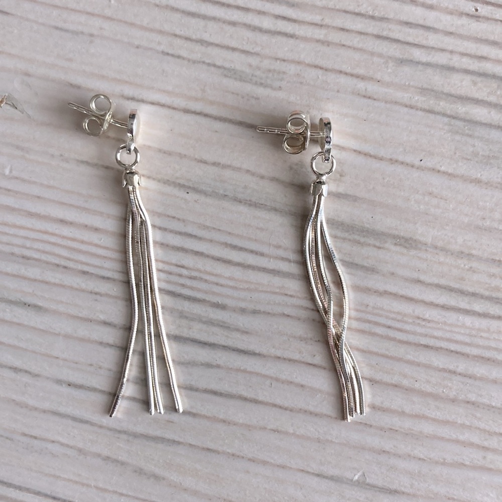 Silver drop earrings - Picture 4 of 6